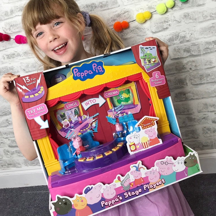 Peppa Pig’s Stage Playset Review